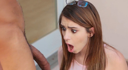 Joseline Kelly excited about the neighbor's cock